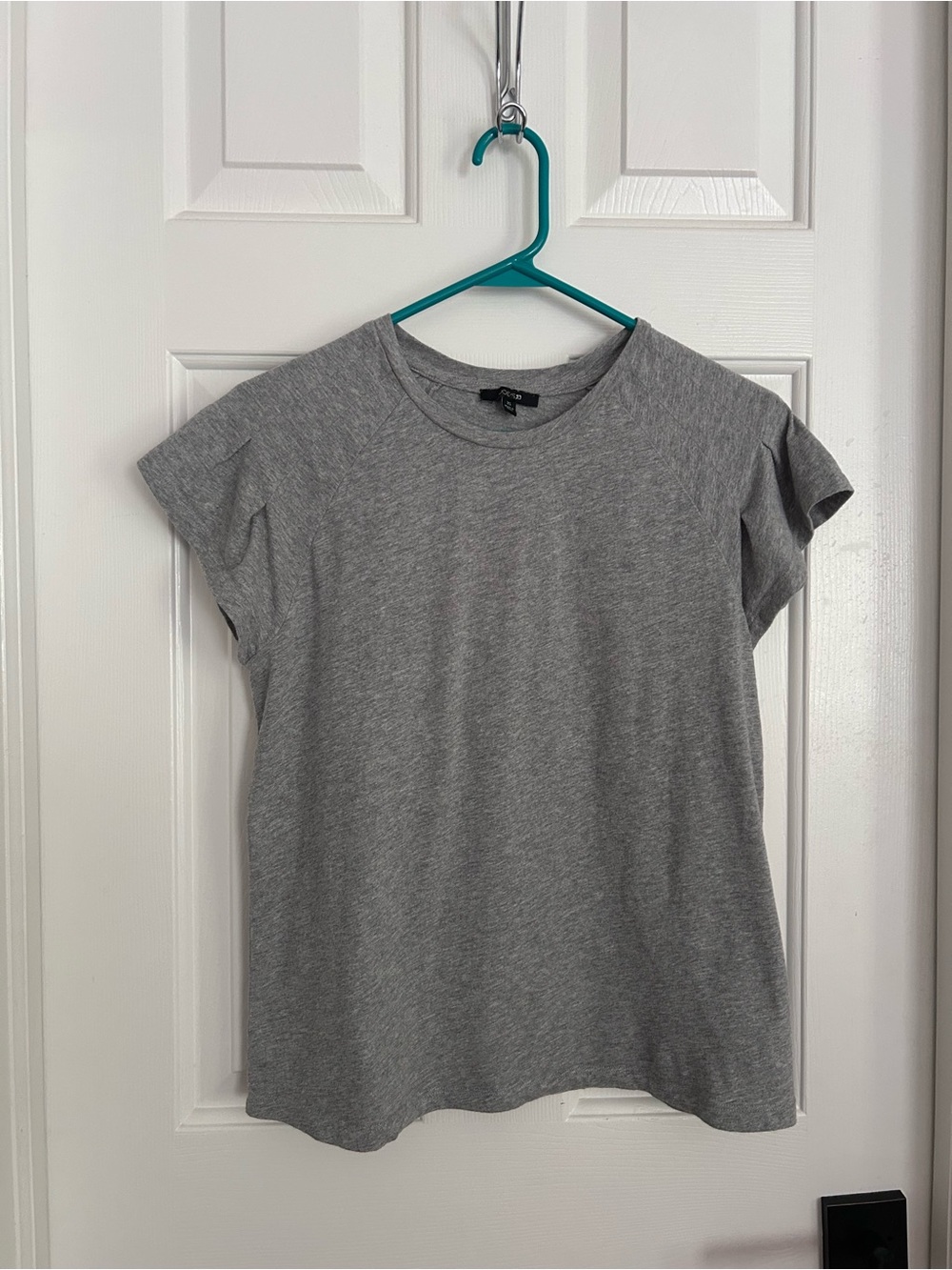 Joe's Short Sleeve Pleated Crewneck Tee in Gray Women’s XS